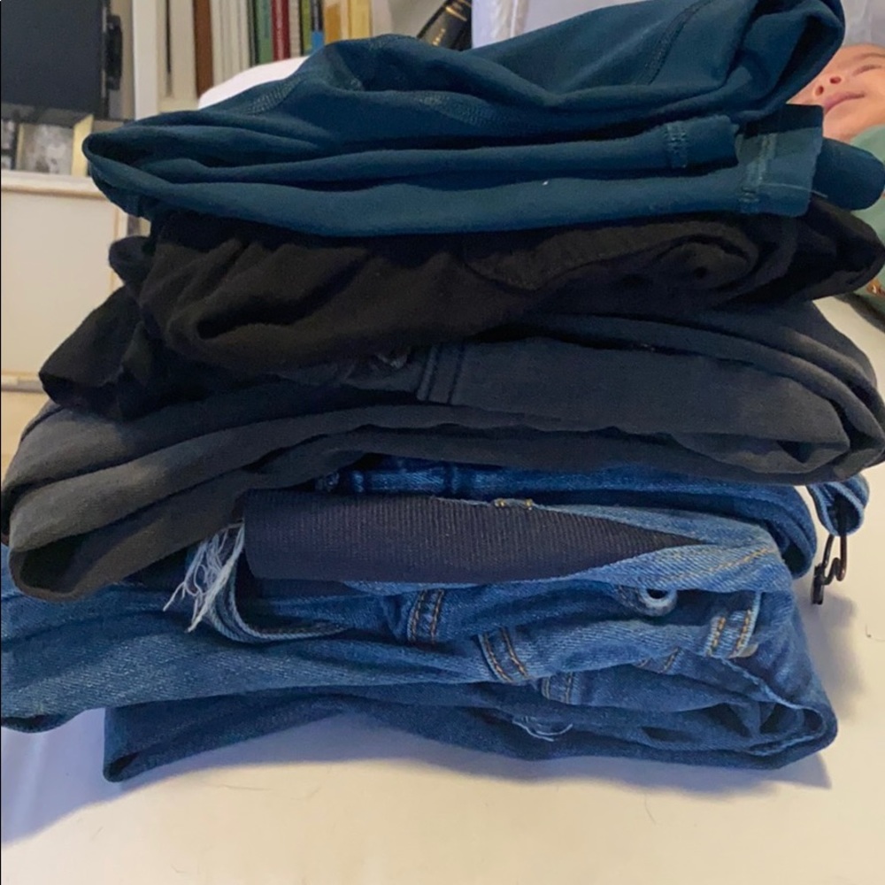 Maternity pants lot